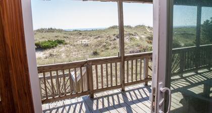 Time / Tide 4 Bedroom Cottage by RedAwning