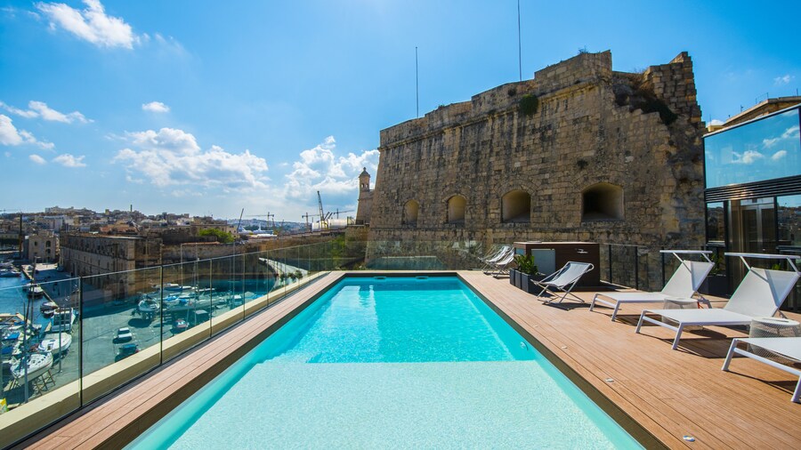 Cugo Gran Macina Grand Harbour