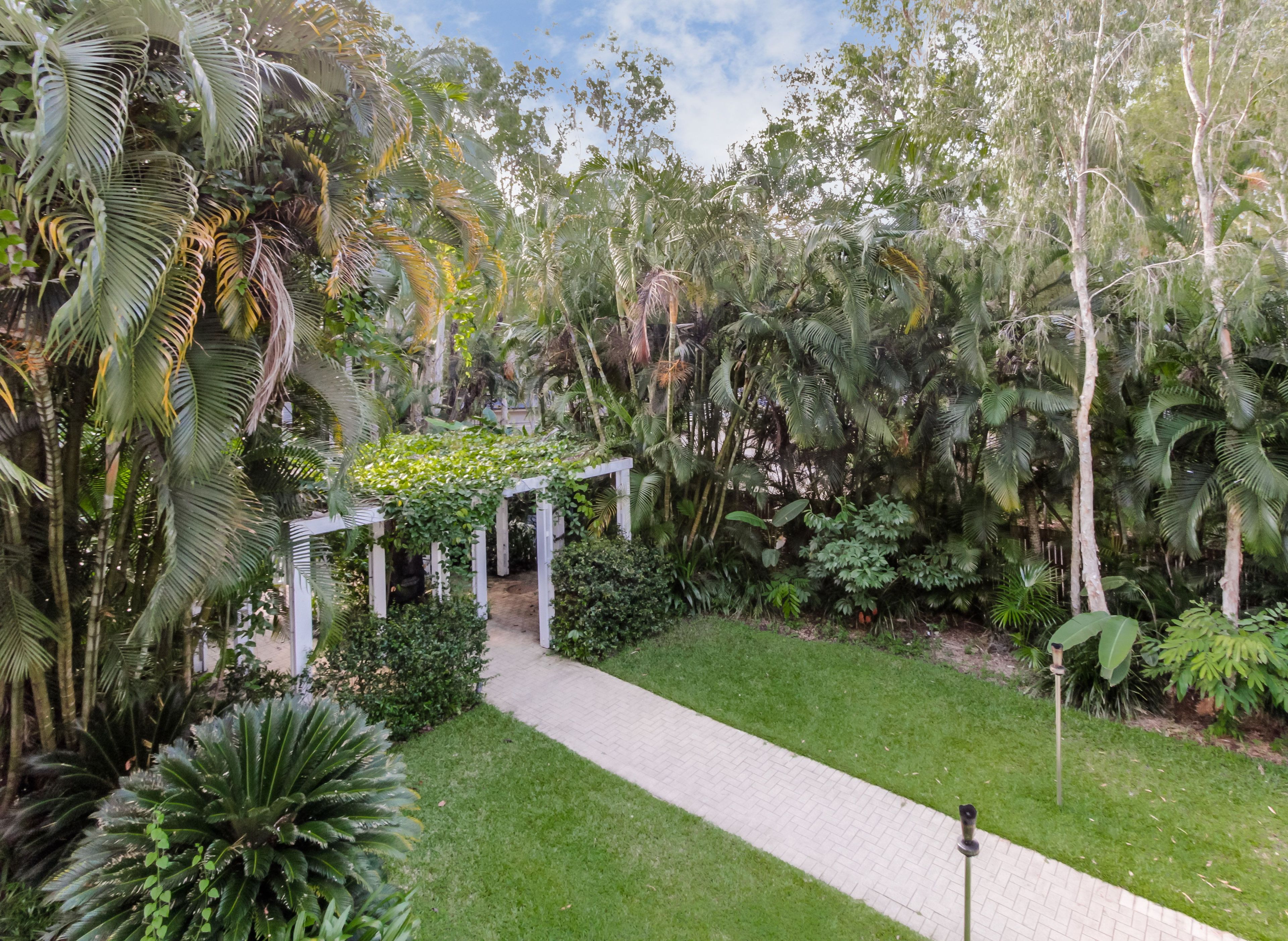 The Beach Club Luxury Private Apartments