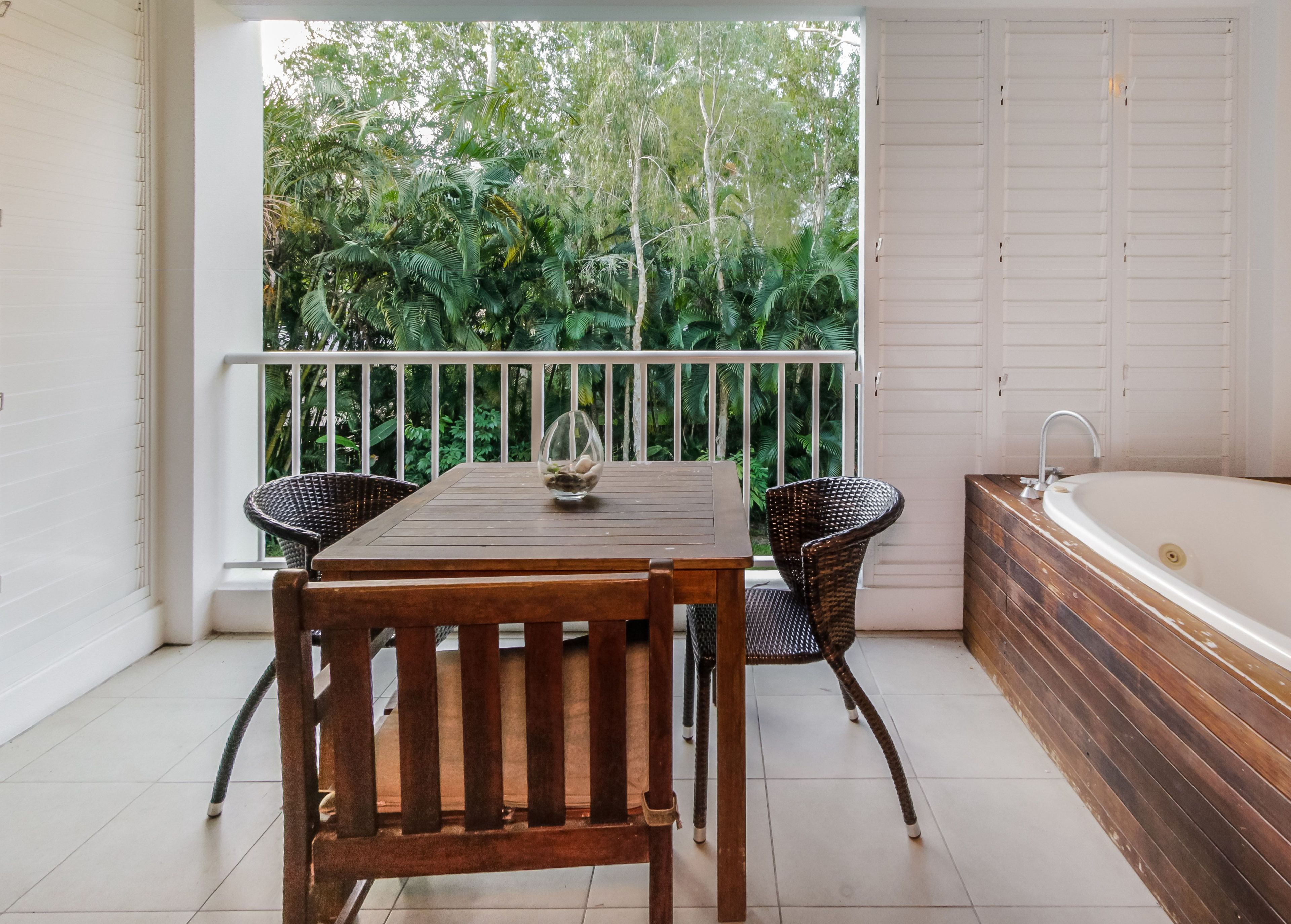 The Beach Club Luxury Private Apartments