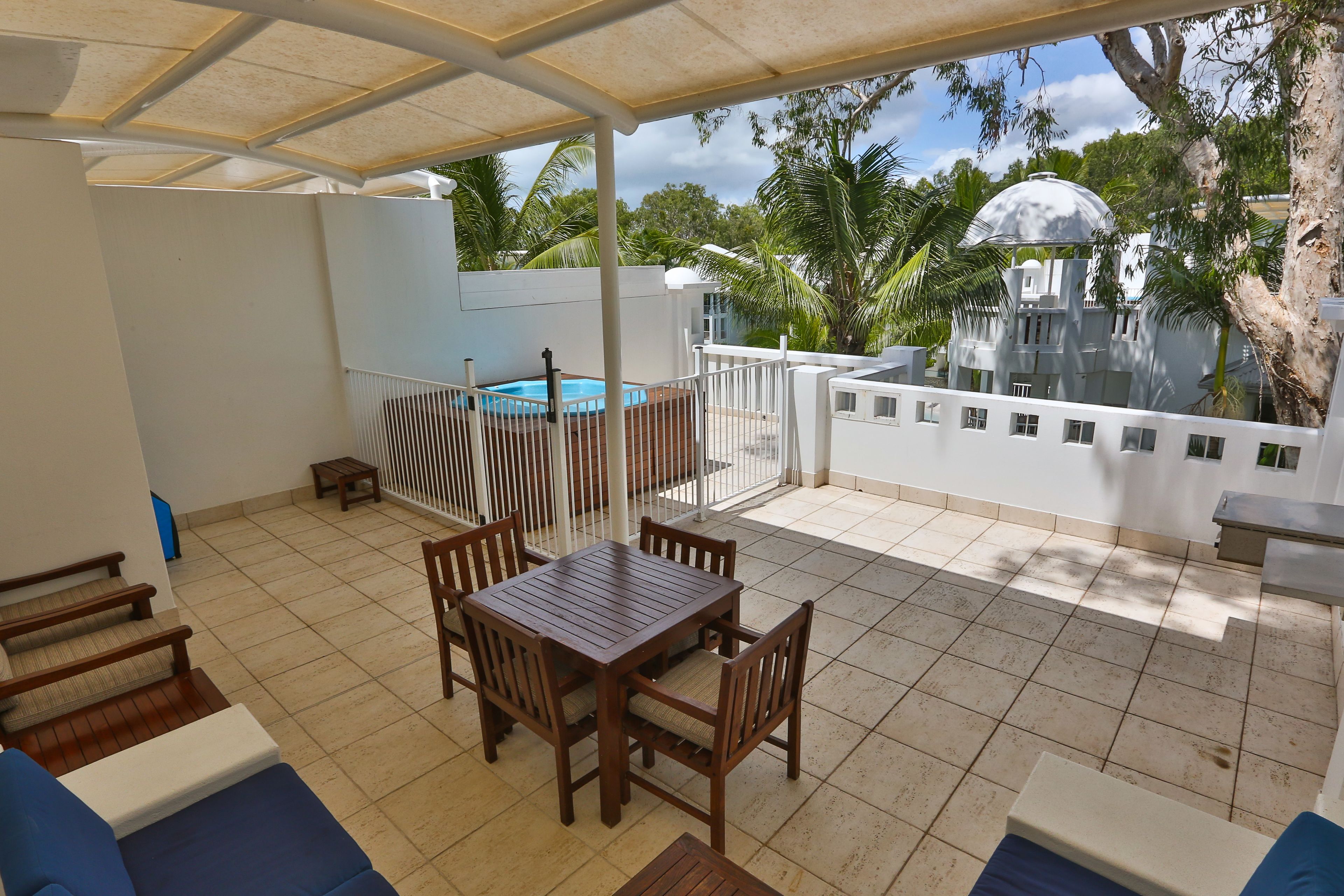 The Beach Club Luxury Private Apartments