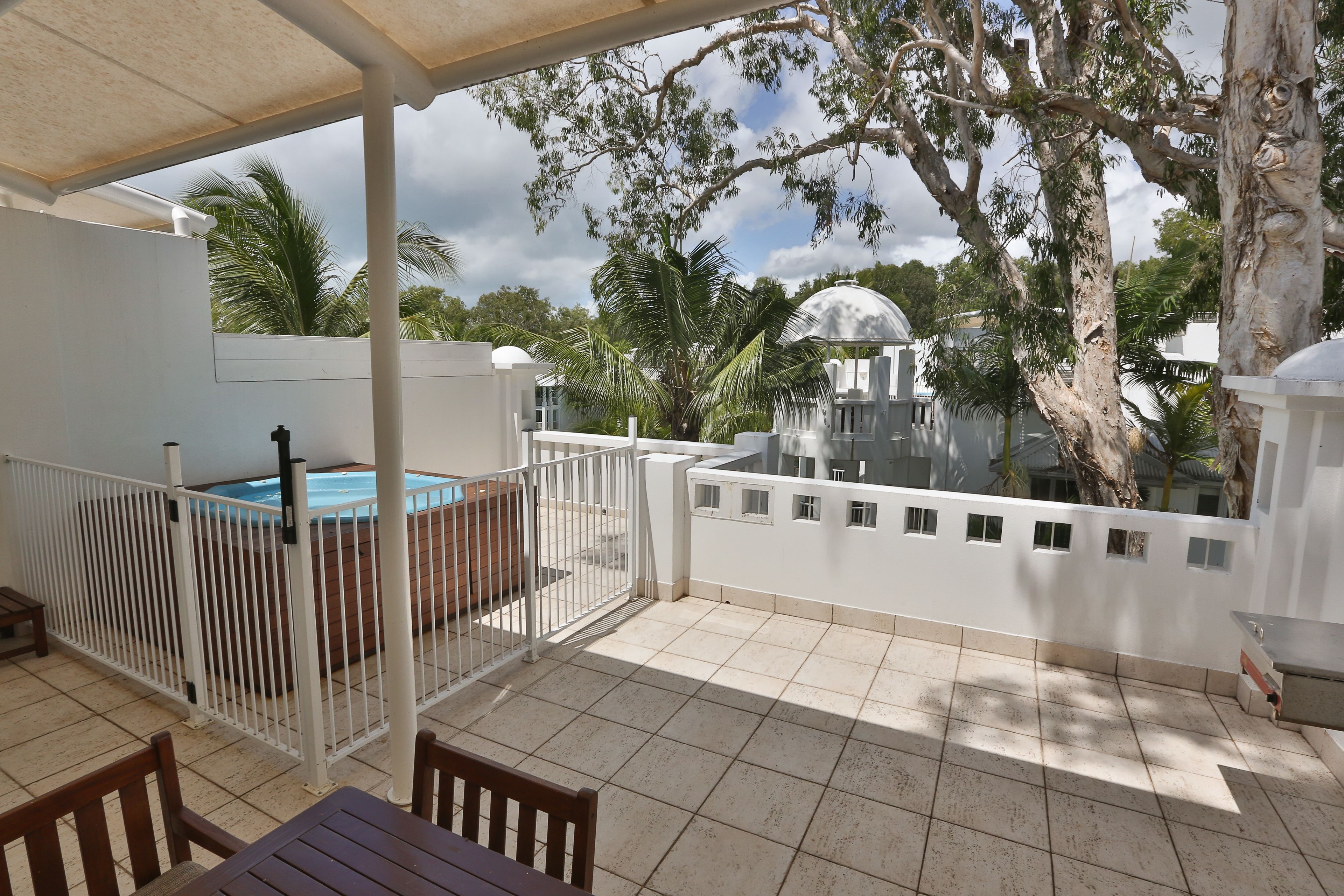 The Beach Club Luxury Private Apartments