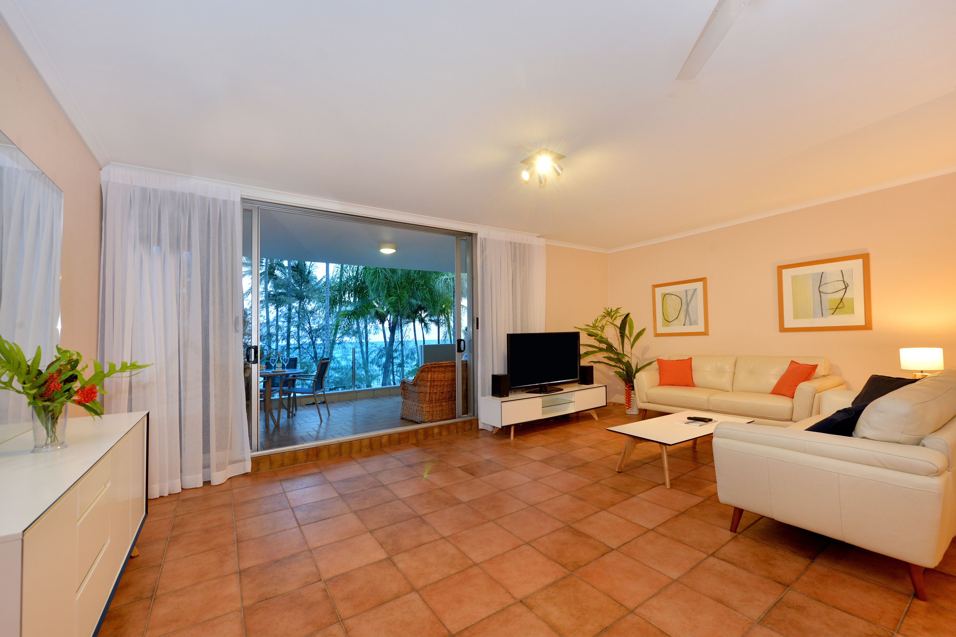Paringa Beachfront Apartments