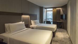 In-room safe, desk, iron/ironing board, free WiFi