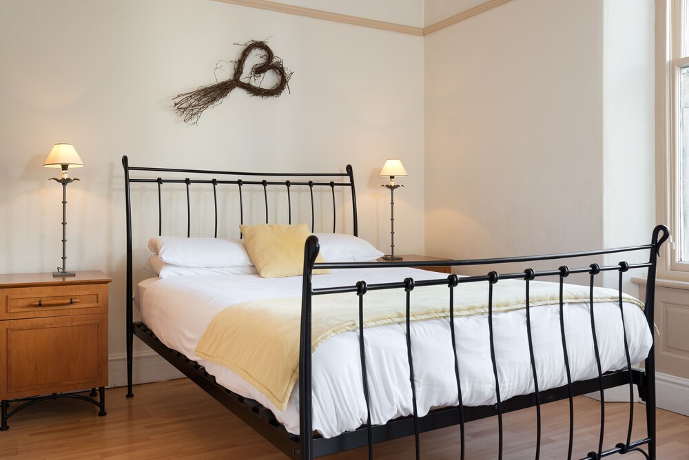 1820 Cellar Bar Deals & Reviews (Keswick, GBR) Wotif