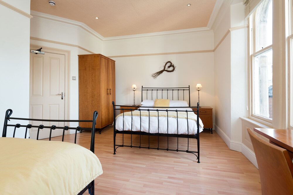 1820 Cellar Bar Deals & Reviews (Keswick, GBR) Wotif