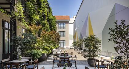 Savona 18 Suites