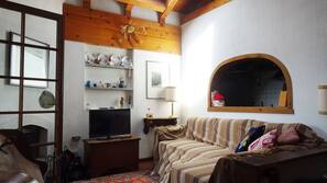 LCD TV, fireplace