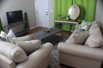 5 Miles From The Mercedes Benz Football Stadium Atlanta 2020