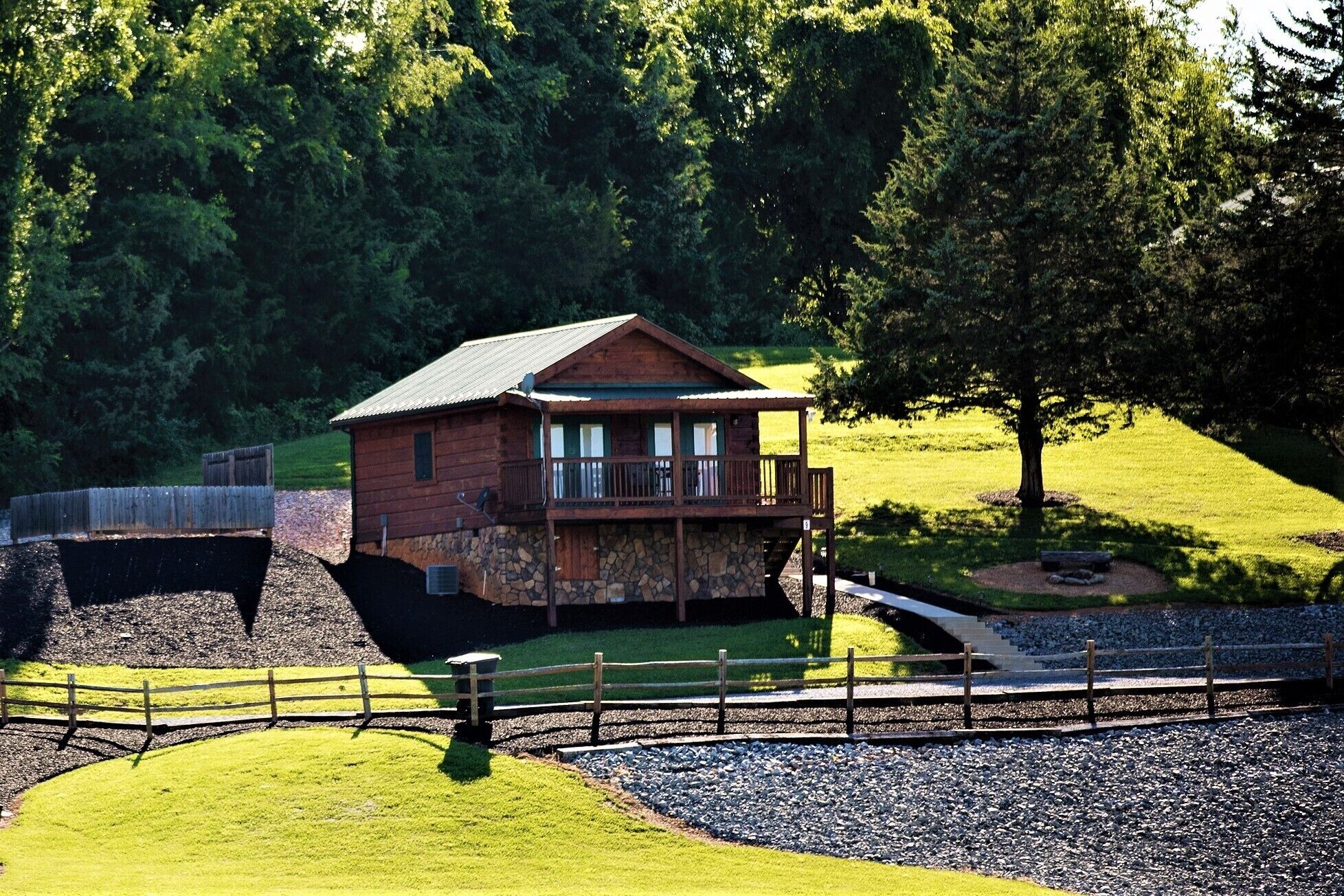 Hawksbill Retreat Cabin 9 Hot Tub Mountain Views Lake Beautiful