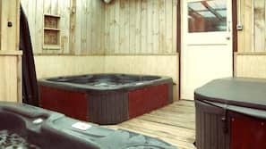 Indoor spa bath