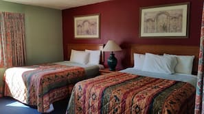 Premium bedding, desk, iron/ironing board, free WiFi