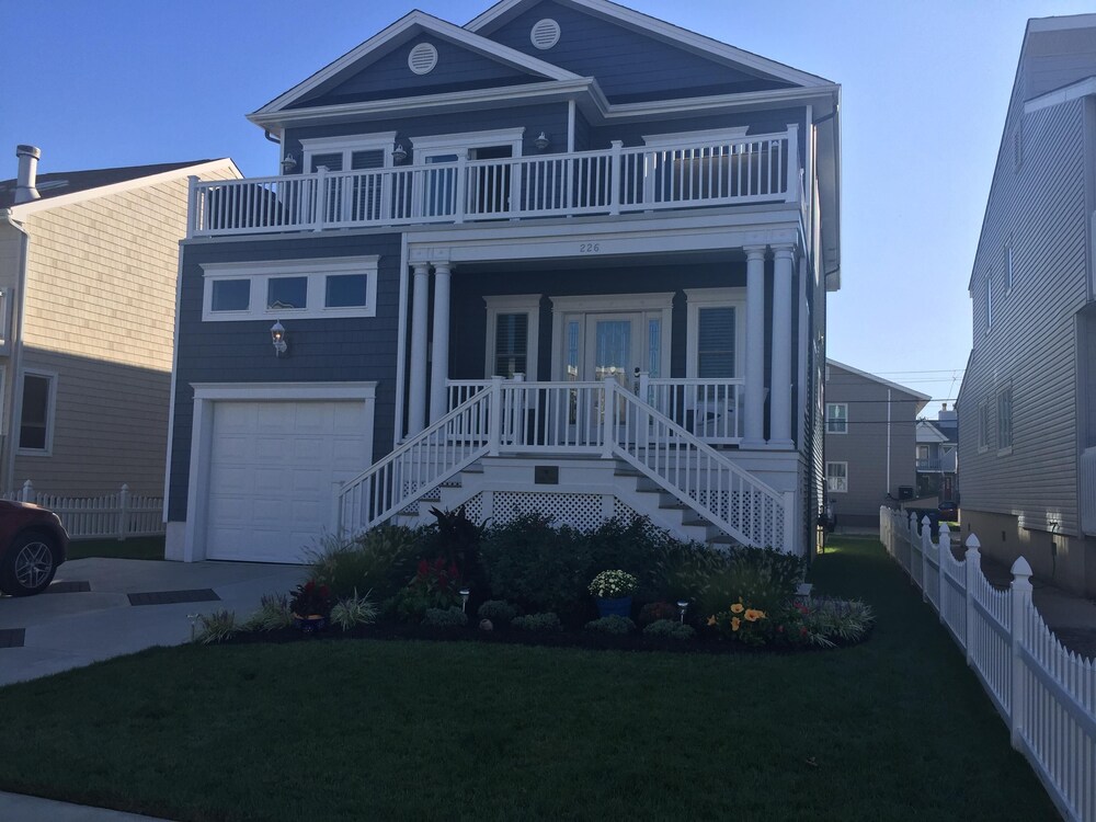 Ious New Construction Brigantine Beach House In Featured Image