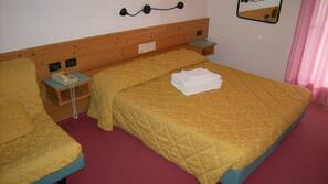 Zimmersafe, Schreibtisch, kostenloses WLAN