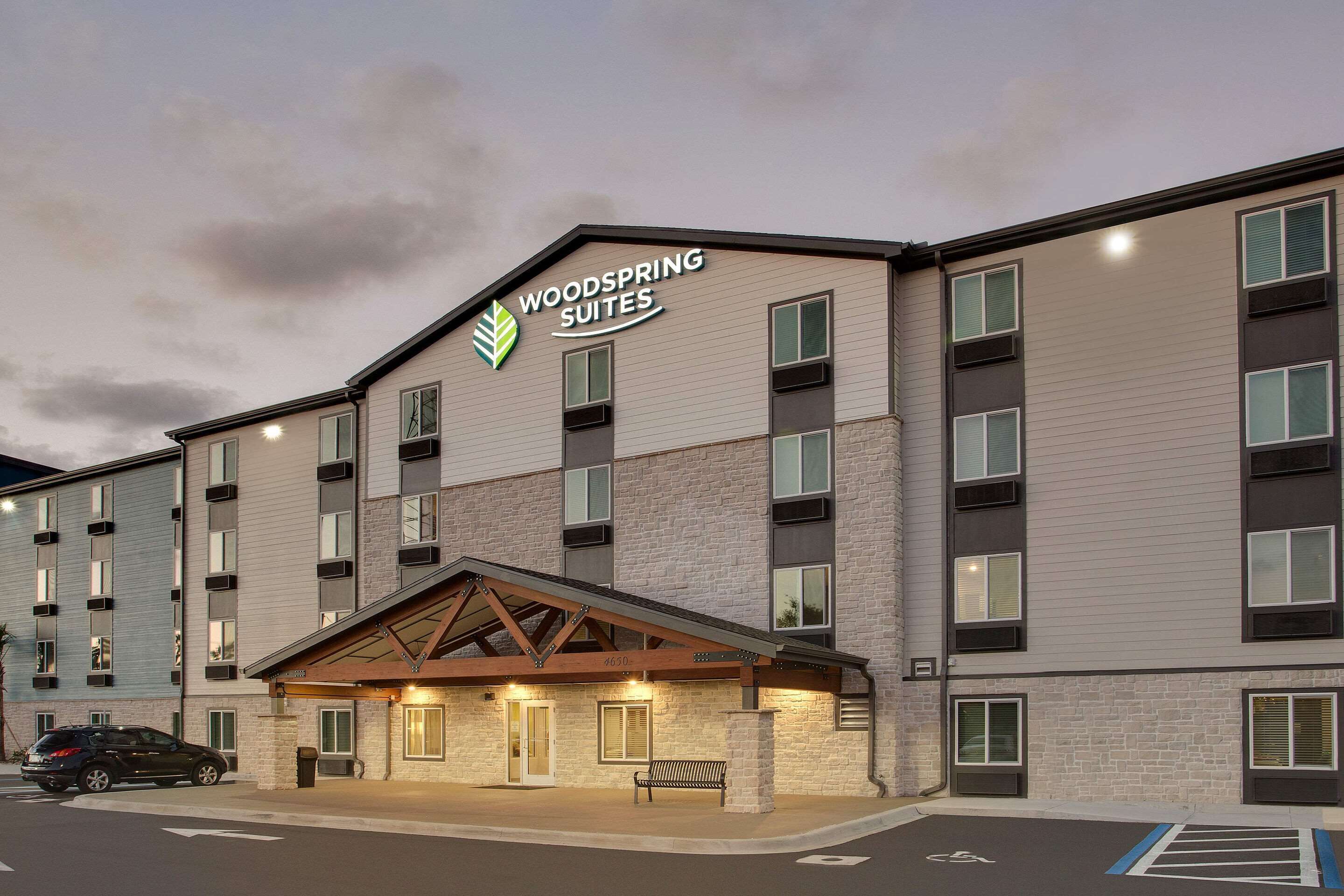 WoodSpring Suites West Melbourne I-95 in Melbourne, United States