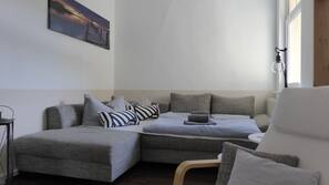 Fernseher, Videospielkonsole, DVD-Player, Kinderspielzeug