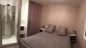 1 chambre, accès Internet, draps fournis