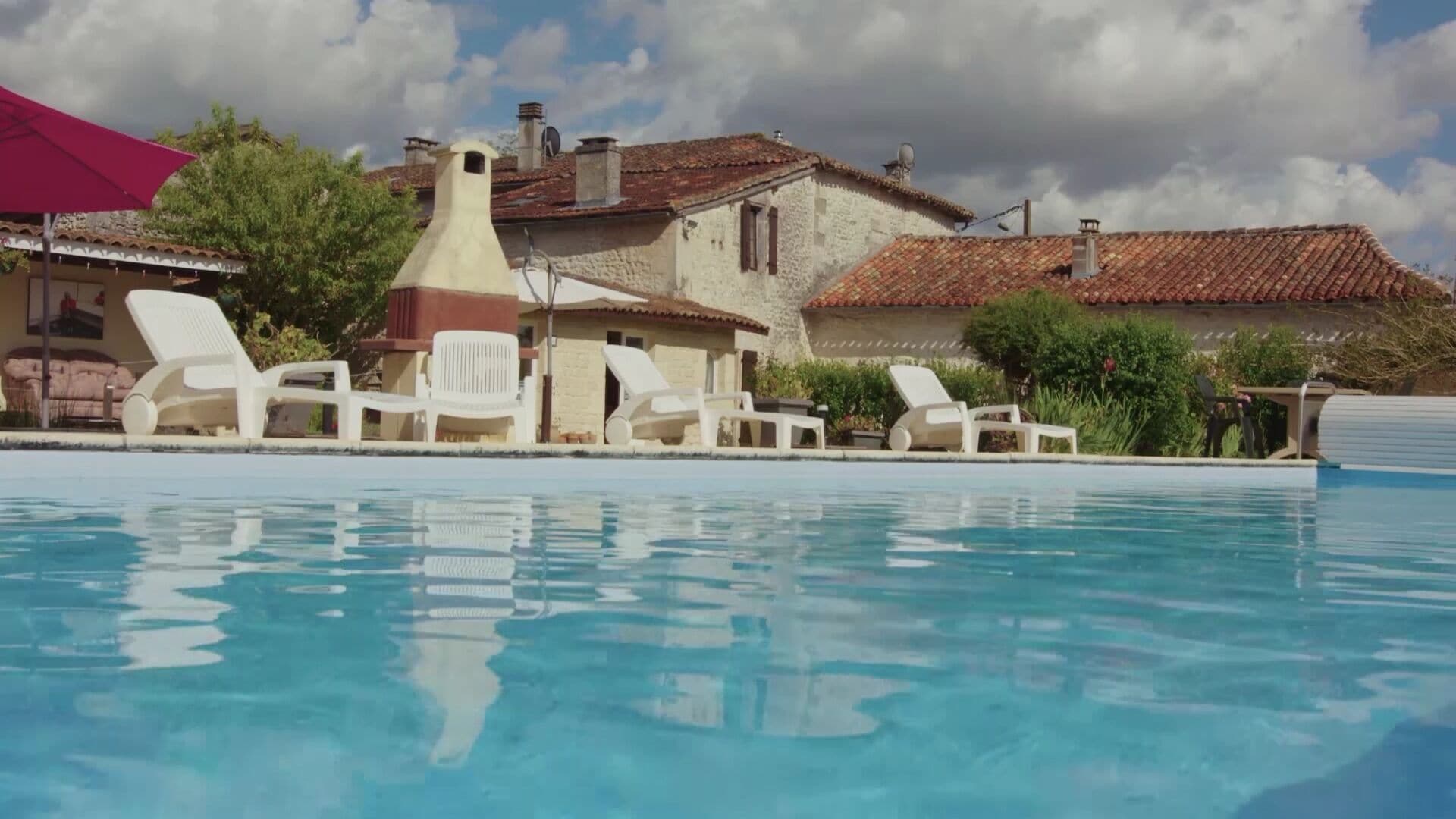 Clothing Optional Bed and Breakfast - Enjoy  tranquillity and nature. in Blanzaguet-Saint-Cybard in Blanzaguet Saint Cybard, France