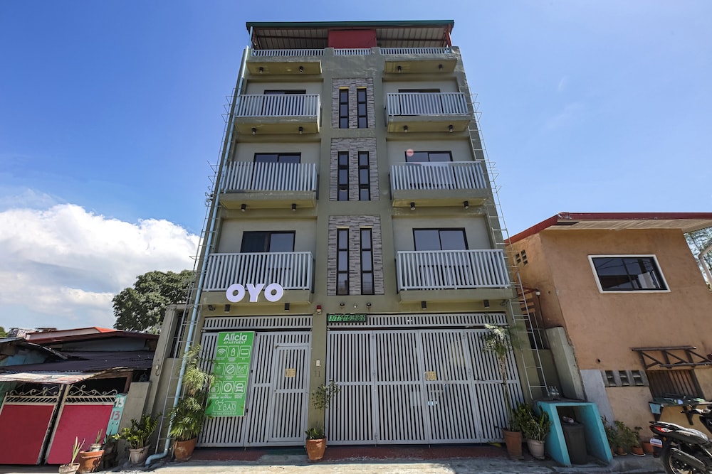Oyo 773 Alicia Apartment In Manila Hotel Rates Reviews On Orbitz