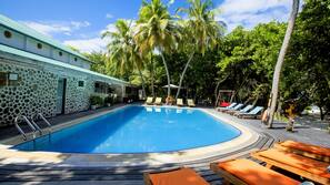 Outdoor pool, sun loungers