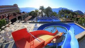 Toboggan aquatique