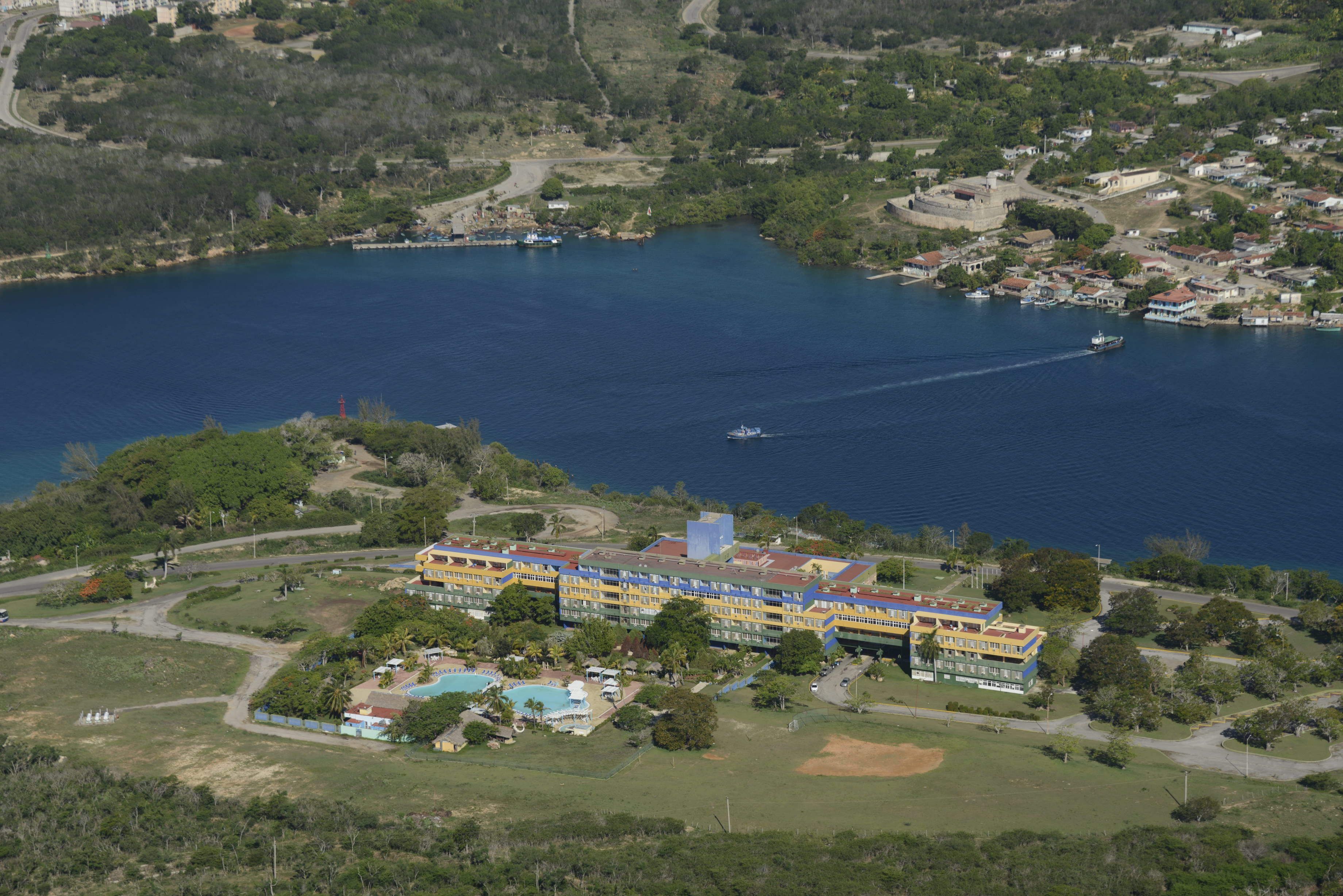Islazul Pasacaballo Hotel: Book Islazul Hotel Pasacaballo, Cienfuegos in Cienfuegos, Cuba
