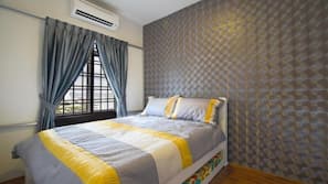 3 bedrooms, in-room safe, iron/ironing board