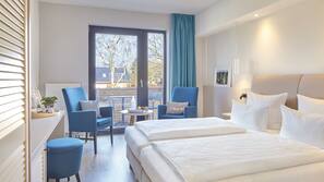 Allergikerbettwaren, Minibar, Zimmersafe, individuell dekoriert