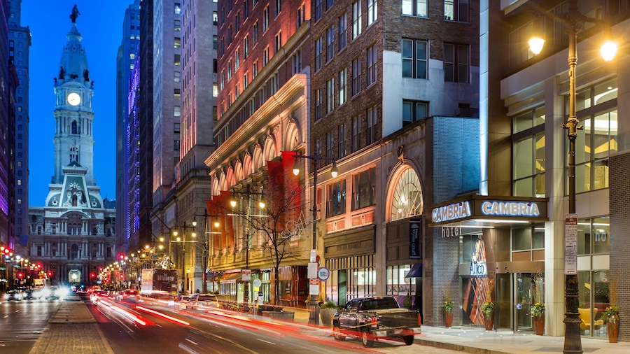 Cambria Hotel Philadelphia Downtown Center City