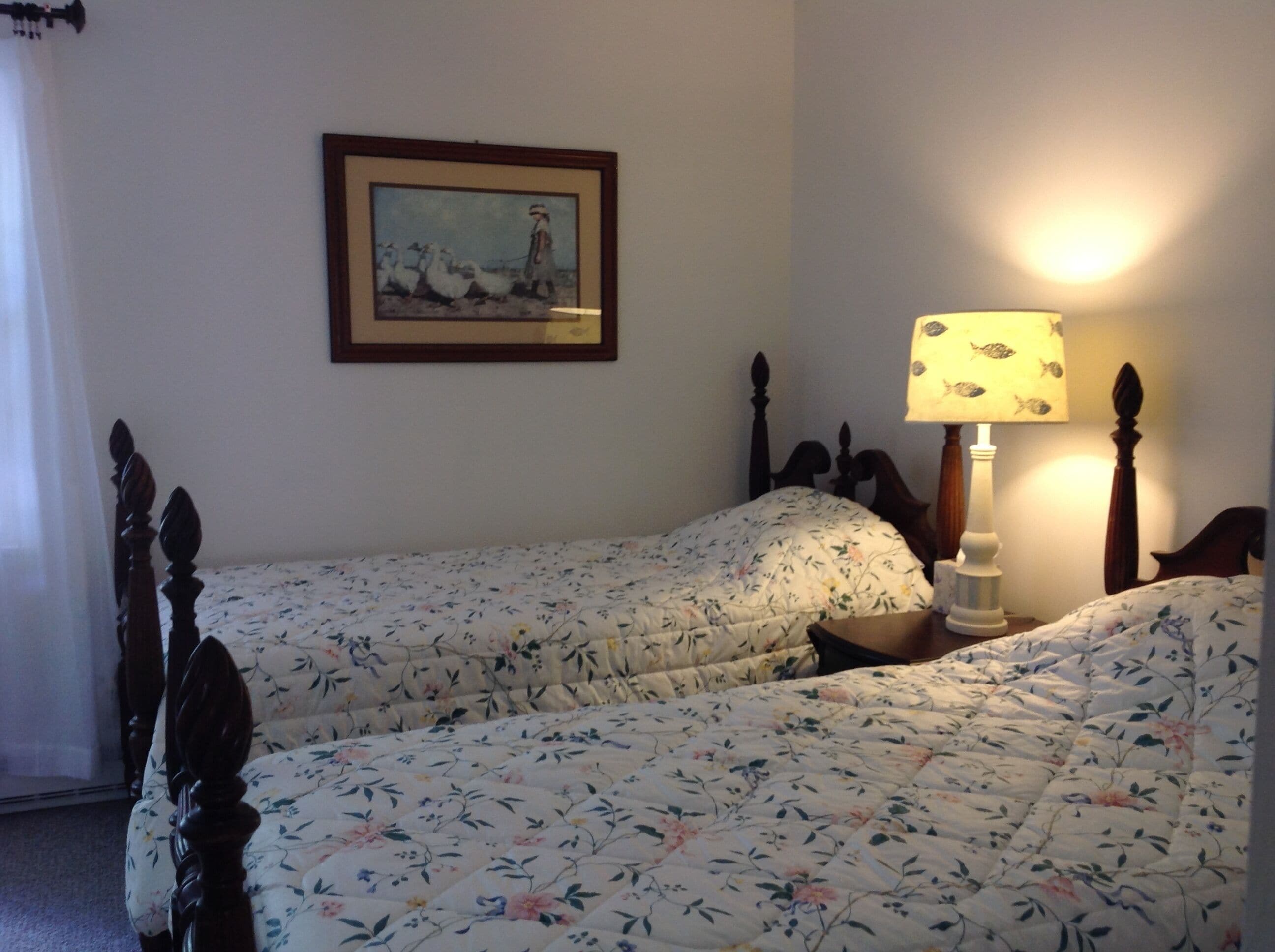 2 Bedroom Private Vacation Home in Lee in Lee, United States