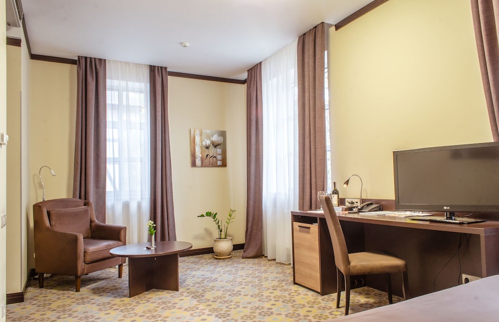 Photo - Park-Hotel Golosievo
