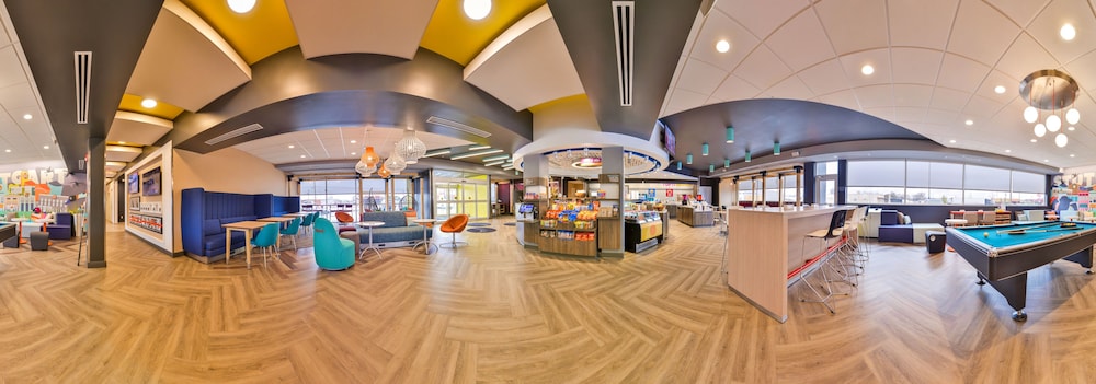 Tru By Hilton Stuttgart Ar 2018 Room Prices 73 Deals Reviews Exterior Featured Image Lobby