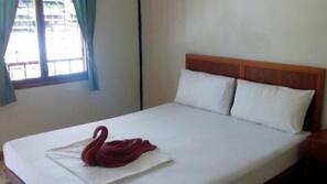In-room safe, rollaway beds, free WiFi