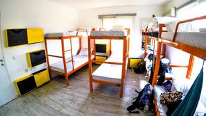 Coffre-forts dans les chambres, Wi-Fi gratuit