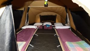 1 bedroom, cribs/infant beds