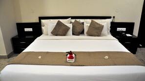 Premium bedding, minibar, in-room safe, desk