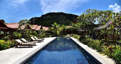 Thai House Resort