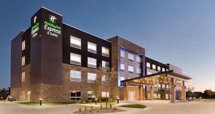 Holiday Inn Express & Suites West Des Moines - Jordan Creek, an IHG Hotel