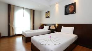 Minibar, màn/rèm cản sáng, giường gấp/giường phụ (phụ phí)