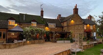 Old White Hart