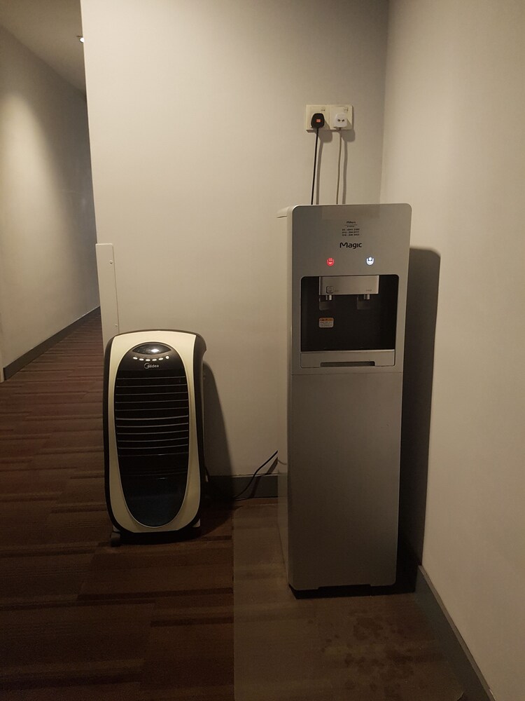 Foto - Swing & Pillows - KL Sg Besi, Kuala Lumpur