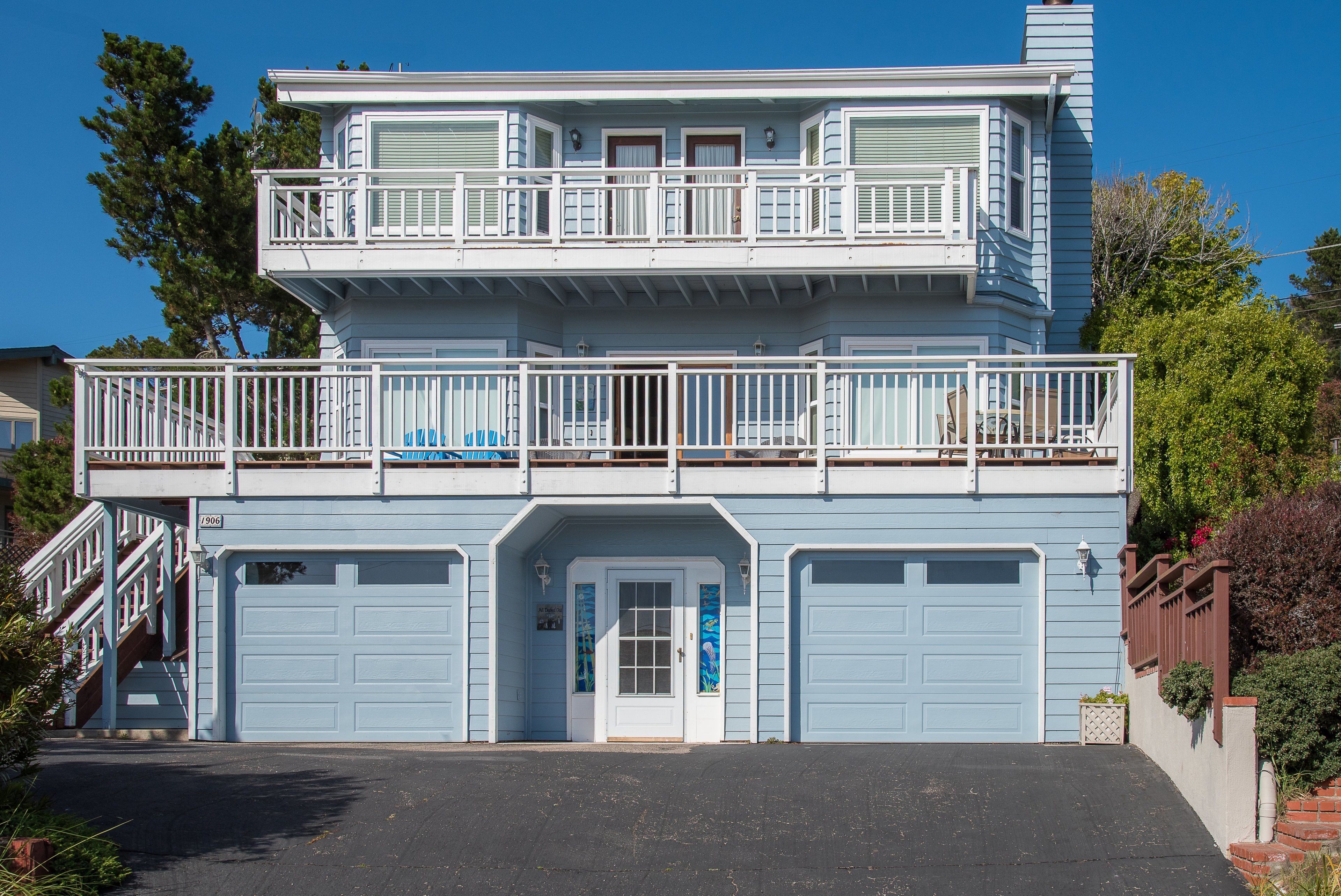 Oxford Home 1906 - 3 Br home by RedAwning in San Simeon, United States