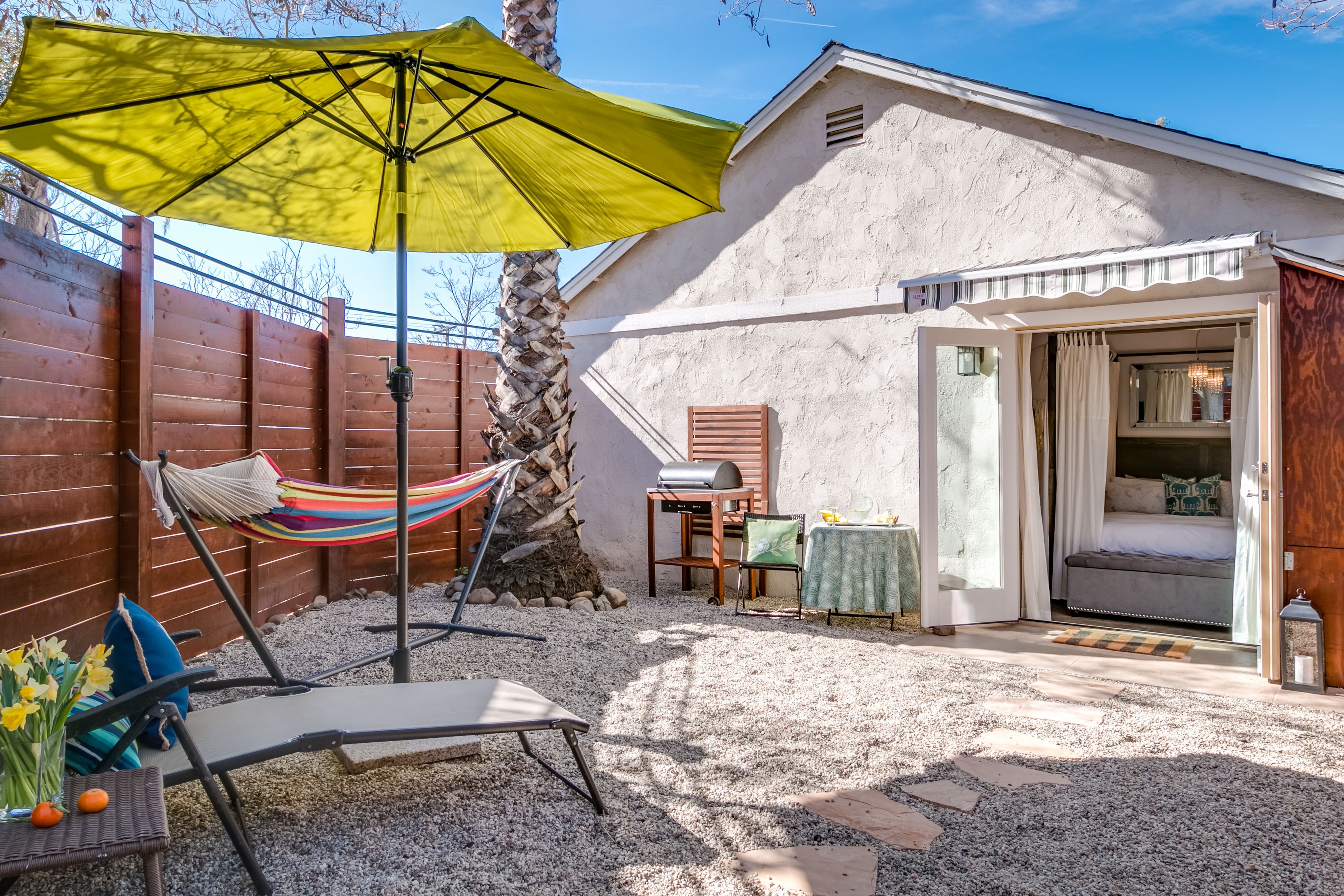 Oak View Studio Near Lake & Ojai - 1 Br apts by RedAwning in Oak View, United States