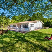 Hotels Near Sawgr Mills Mall Book The Closest 450 Nw 124th Avenue House 4 Br Home By Redawning