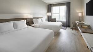 Premium bedding, in-room safe, desk, laptop workspace