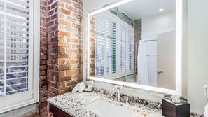 1 bedroom, premium bedding, in-room safe, individually decorated