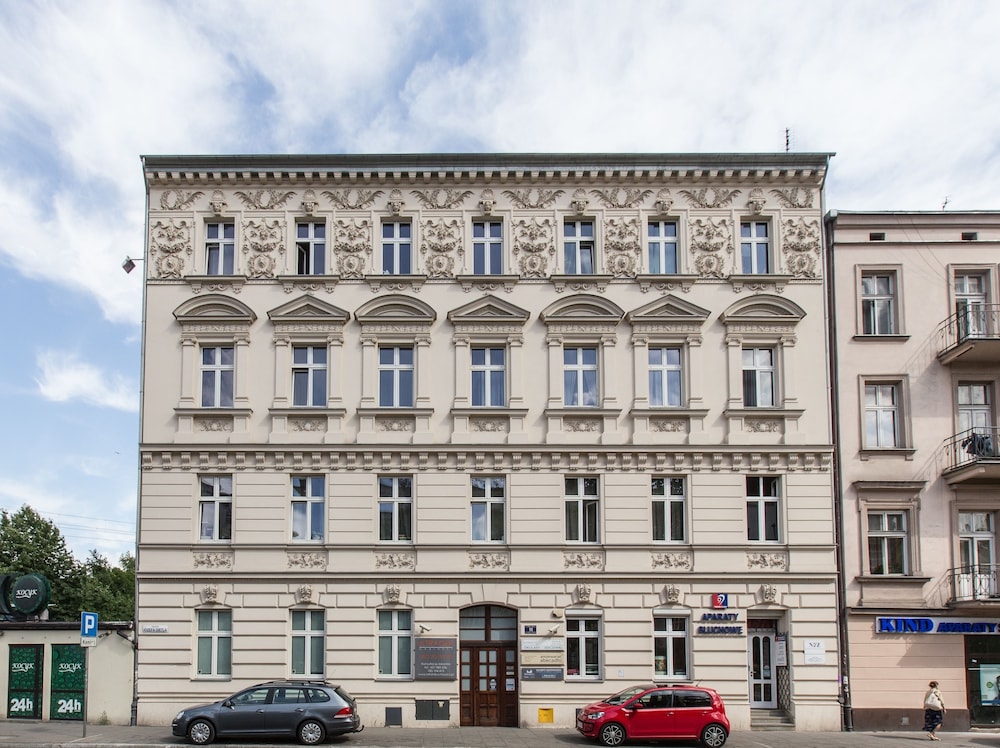 Wawel Apartments Old Town Krakow 2019 Hotel Prices Expedia Co Uk View From Hotel Featured Image