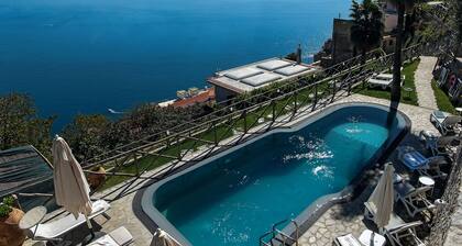 Garden Hotel