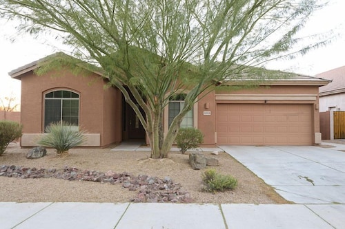 Check Expedia for Availability of North 23rd Avenue Home 32008 by RedAwning