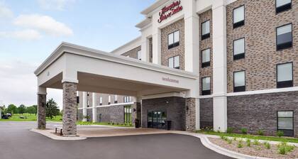 Hampton Inn & Suites St. Paul Oakdale/Woodbury